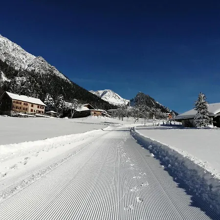 Westwood-apartment Mit Indoorpool Und Sauna Wald am Arlberg
