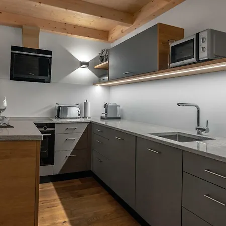 Apartamento Westwood-apartment Mit Indoorpool Und Sauna Wald am Arlberg