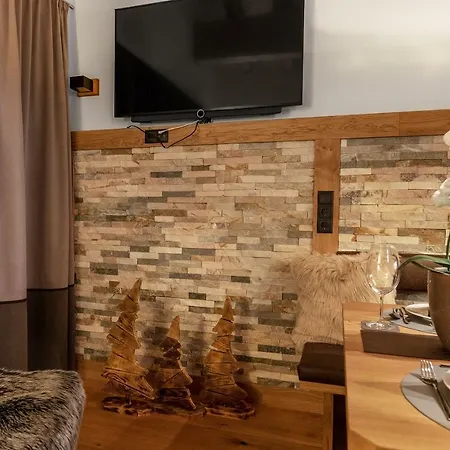 Apartamento Westwood-apartment Mit Indoorpool Und Sauna Wald am Arlberg